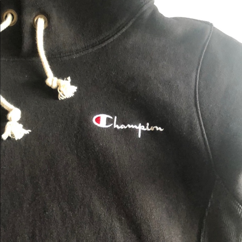 Champion FITTED Black Hooded Sweatshirt XS